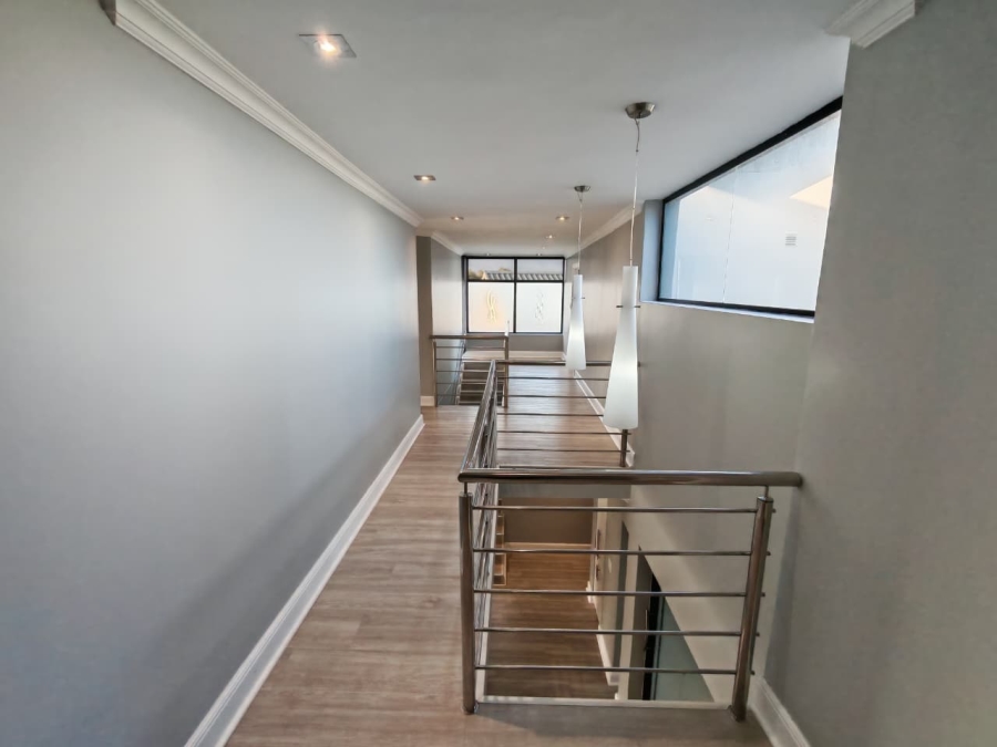 4 Bedroom Property for Sale in Oubaai Western Cape